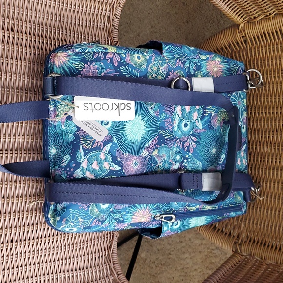 Sakroots Womens Eco- Twill Loyola Convertible Backpack, Royal Blie Seascape - Picture 5 of 14